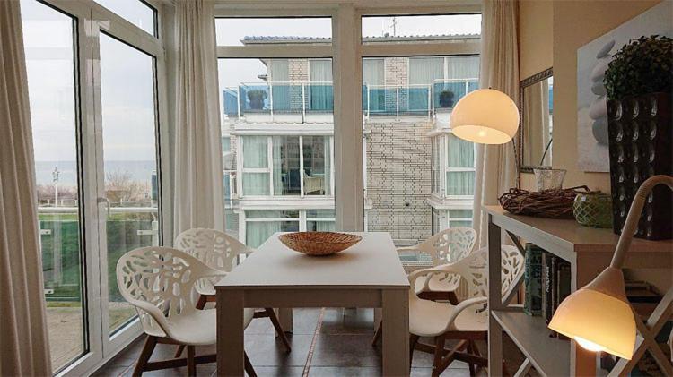 Appartementanlage Residenz Am Yachthafen Кюлунгсборн Екстер'єр фото